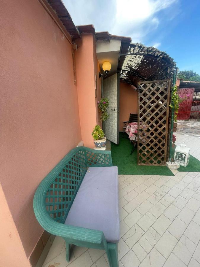 Bed & Breakfast Lipi Apartment ปอซซุออลี ภายนอก รูปภาพ
